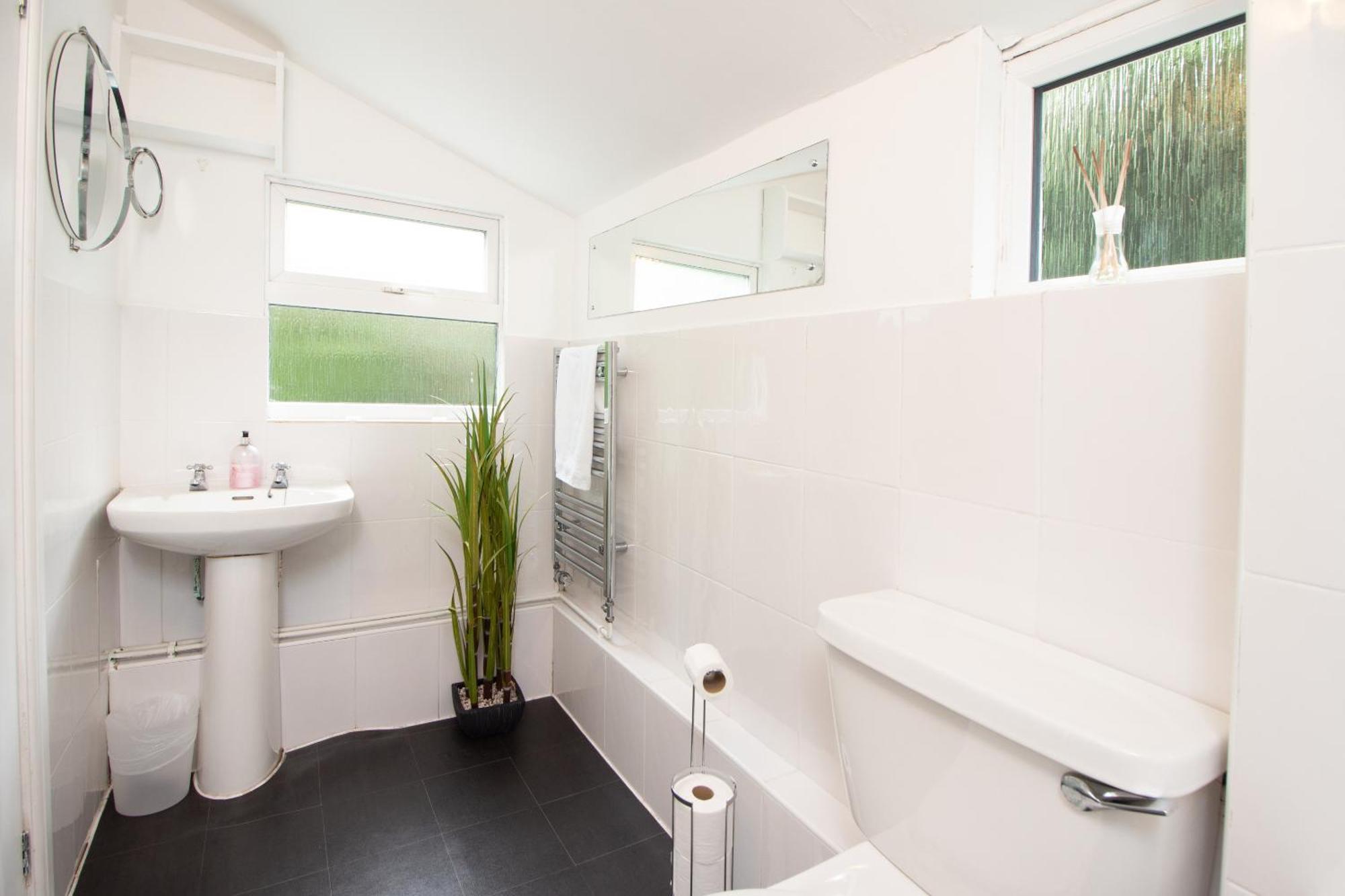 Raleigh Gf - Ground Floor 1 Bed Georgian Flat In The City Centre Free Parking And Wifi Exeter Extérieur photo